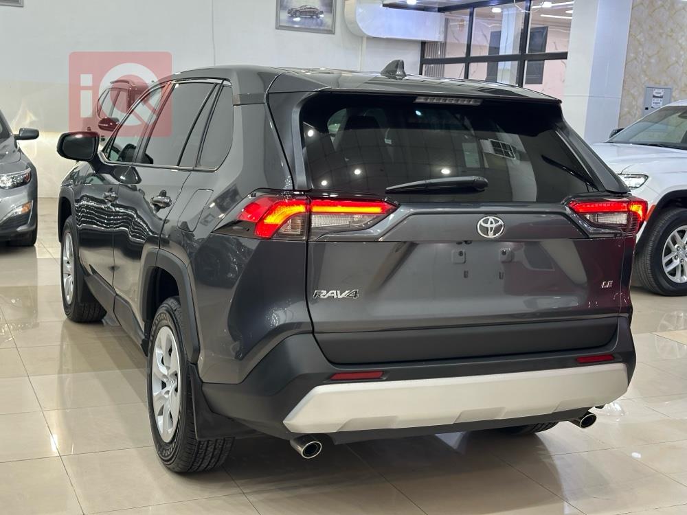 تويوتا راف 4